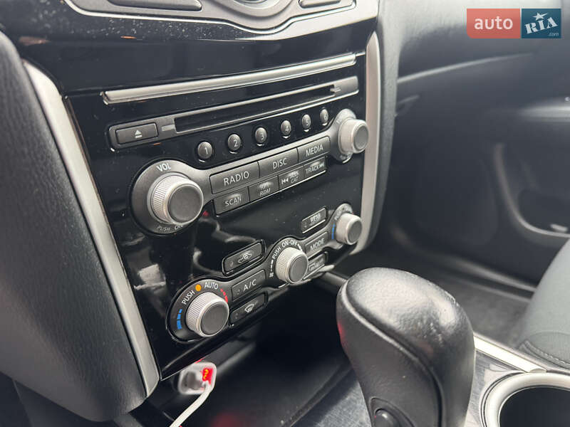 Внедорожник / Кроссовер Nissan Pathfinder 2016 в Киеве