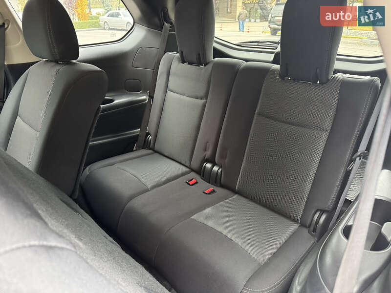 Внедорожник / Кроссовер Nissan Pathfinder 2016 в Киеве