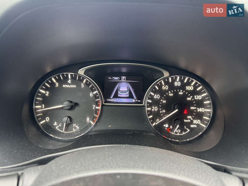 Внедорожник / Кроссовер Nissan Pathfinder 2016 в Киеве