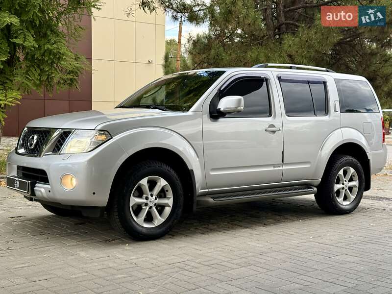 Позашляховик / Кросовер Nissan Pathfinder 2012 в Дніпрі фото 6 Позашляховик / Кросовер Nissan Pathfinder 2012 в Дніпрі