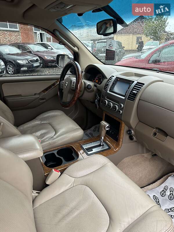 Внедорожник / Кроссовер Nissan Pathfinder 2007 в Смеле фото 7 Внедорожник / Кроссовер Nissan Pathfinder 2007 в Смеле