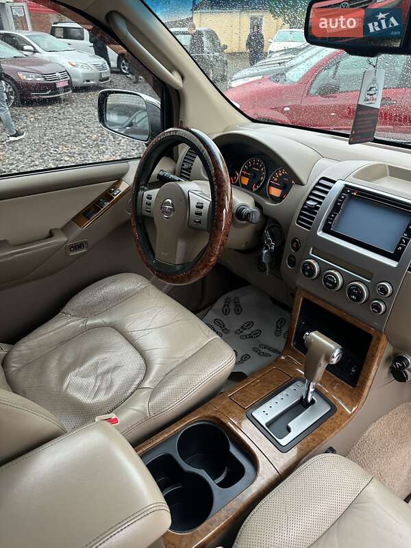 Внедорожник / Кроссовер Nissan Pathfinder 2007 в Смеле фото 12 Внедорожник / Кроссовер Nissan Pathfinder 2007 в Смеле