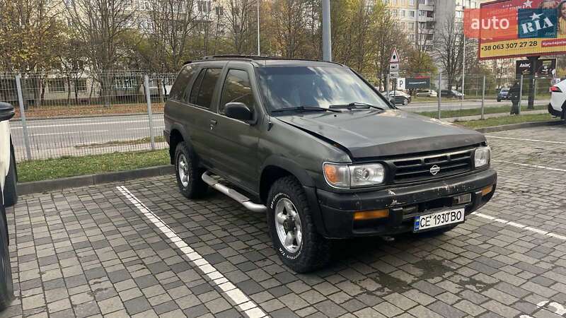 Позашляховик / Кросовер Nissan Pathfinder 1998 в Львові