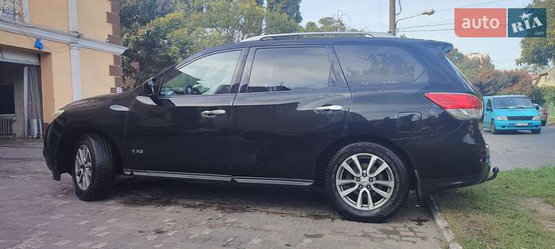 Внедорожник / Кроссовер Nissan Pathfinder 2015 в Одессе