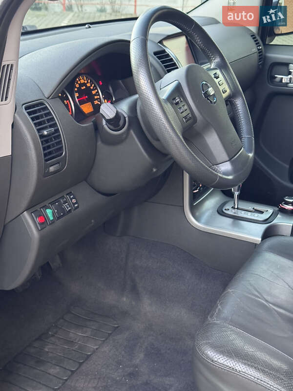 Позашляховик / Кросовер Nissan Pathfinder 2006 в Одесі