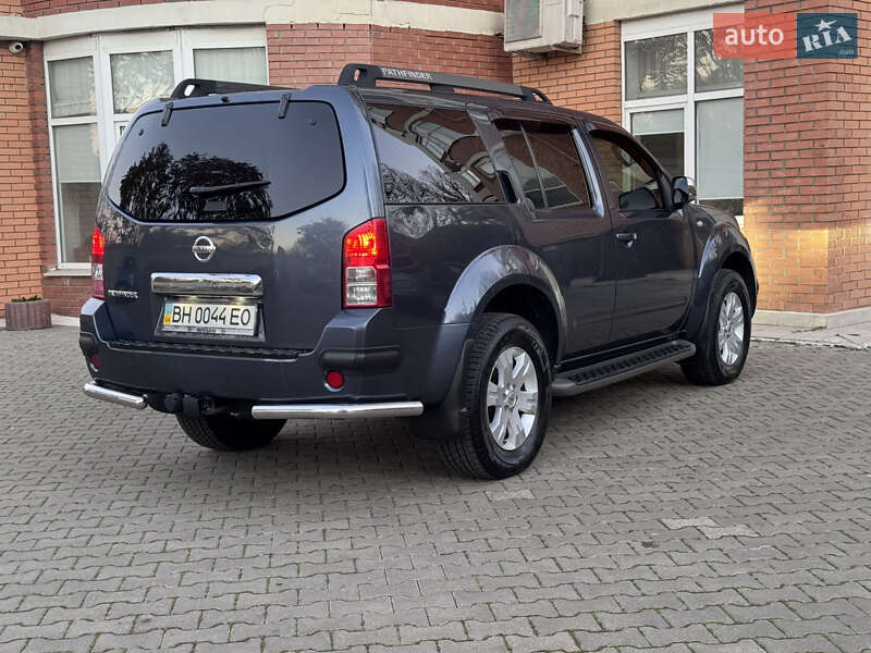 Позашляховик / Кросовер Nissan Pathfinder 2006 в Одесі