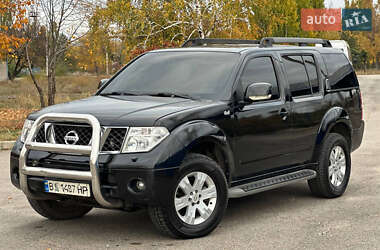 Внедорожник / Кроссовер Nissan Pathfinder 2007 в Днепре