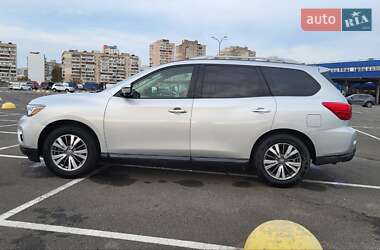 Внедорожник / Кроссовер Nissan Pathfinder 2019 в Киеве