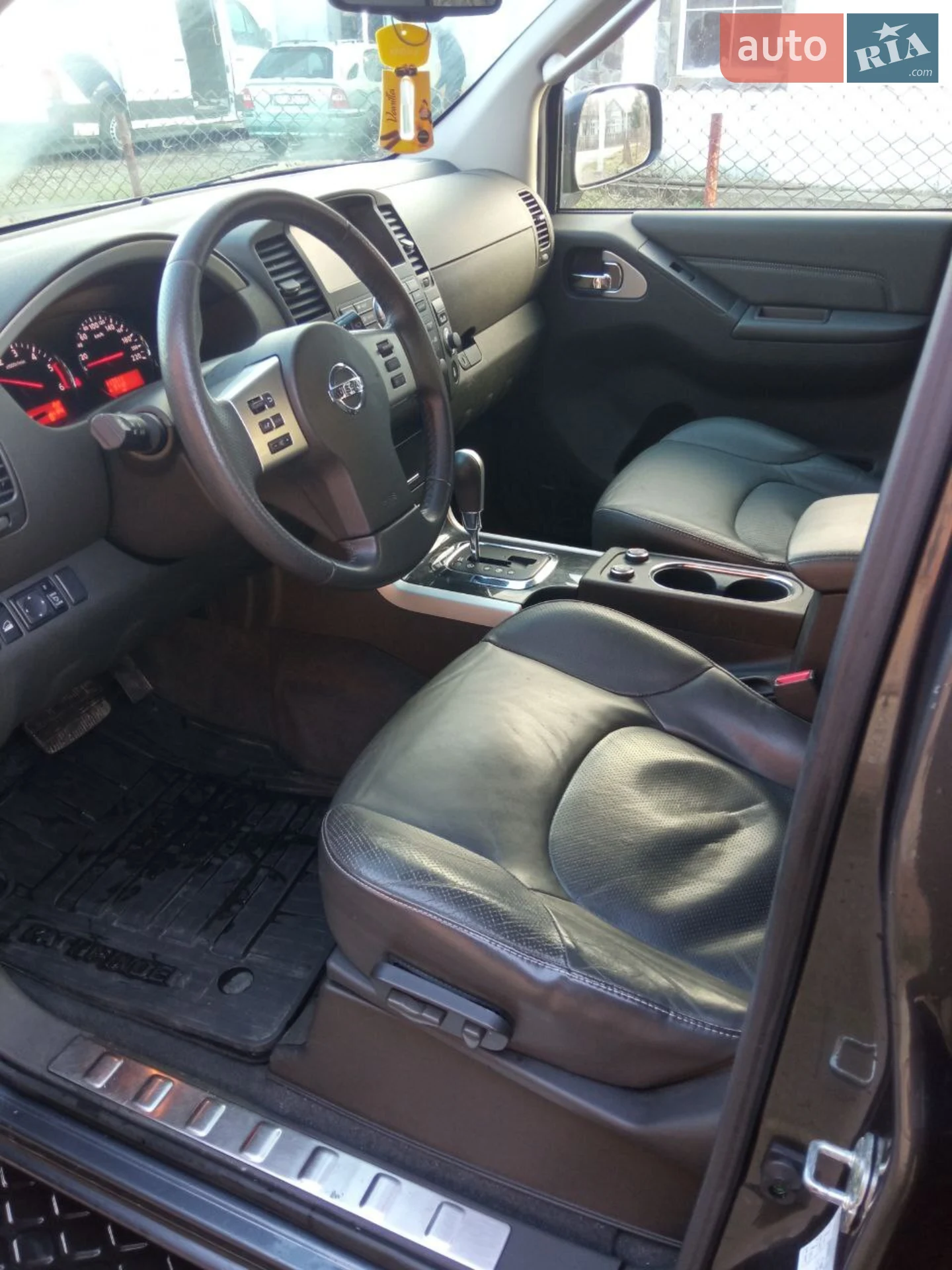 2013 Nissan Pathfinder - мініатюра 19
