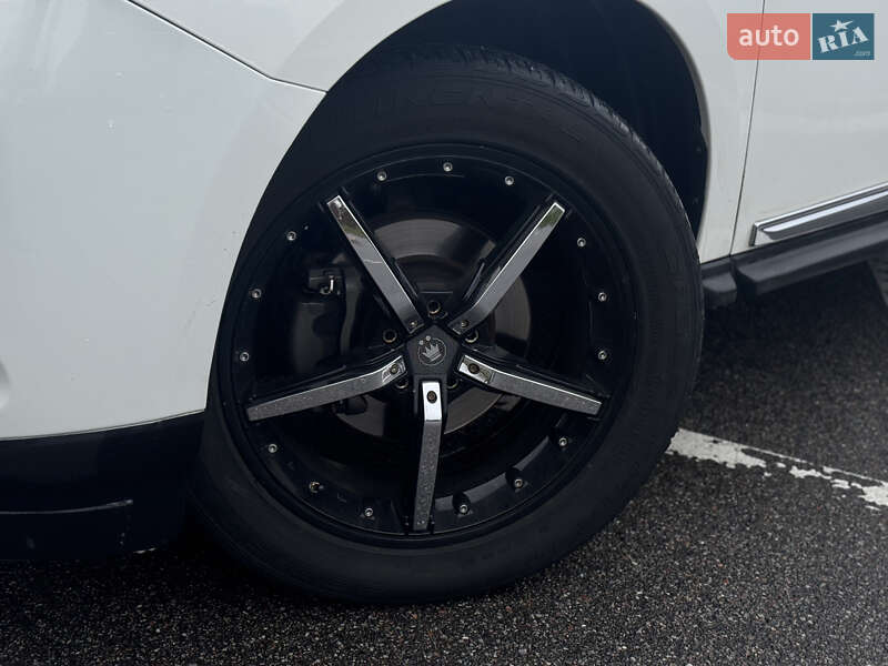Внедорожник / Кроссовер Nissan Pathfinder 2012 в Киеве фото 5 Внедорожник / Кроссовер Nissan Pathfinder 2012 в Киеве