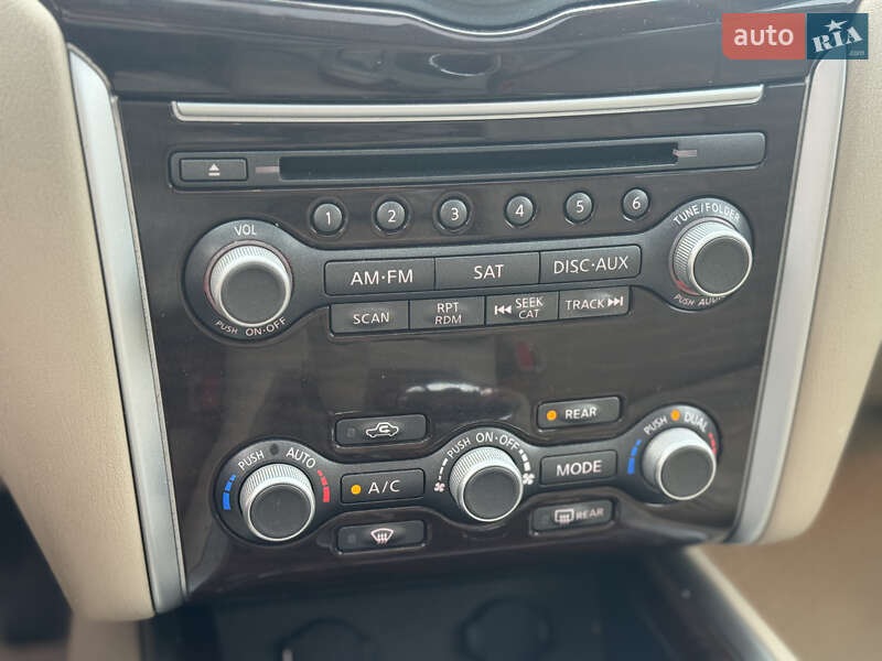 Внедорожник / Кроссовер Nissan Pathfinder 2012 в Киеве фото 25 Внедорожник / Кроссовер Nissan Pathfinder 2012 в Киеве