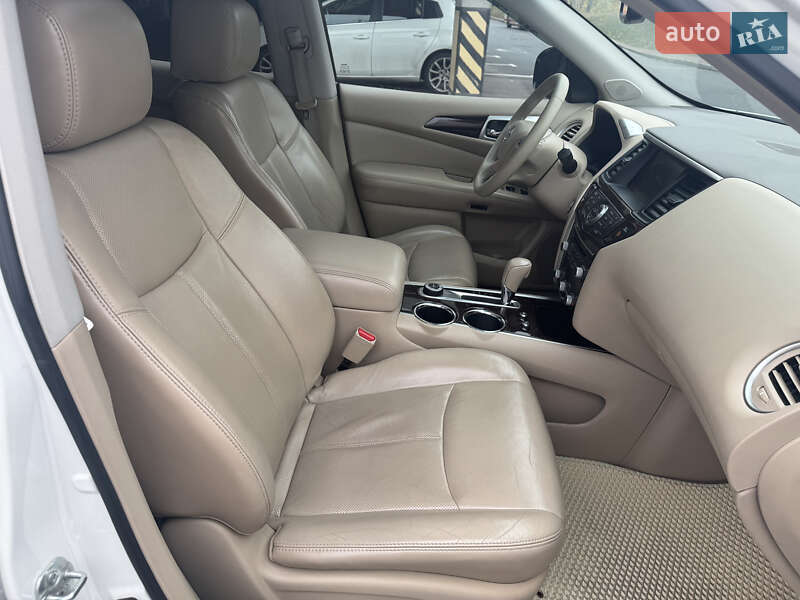 Внедорожник / Кроссовер Nissan Pathfinder 2012 в Киеве фото 43 Внедорожник / Кроссовер Nissan Pathfinder 2012 в Киеве