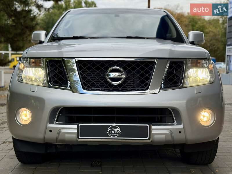 Позашляховик / Кросовер Nissan Pathfinder 2012 в Дніпрі фото 6 Позашляховик / Кросовер Nissan Pathfinder 2012 в Дніпрі