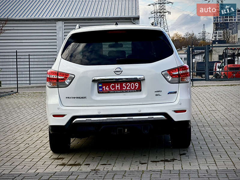 Внедорожник / Кроссовер Nissan Pathfinder 2013 в Львове фото 5 Внедорожник / Кроссовер Nissan Pathfinder 2013 в Львове