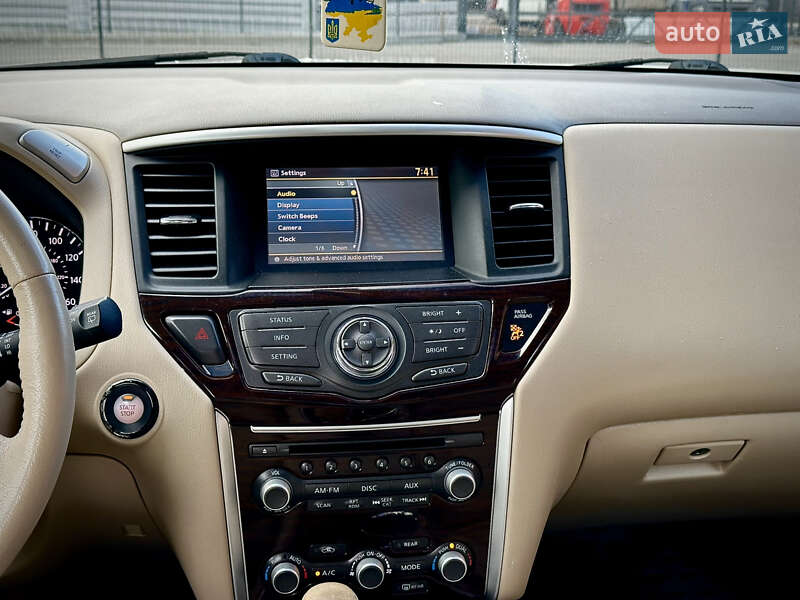 Внедорожник / Кроссовер Nissan Pathfinder 2013 в Львове фото 18 Внедорожник / Кроссовер Nissan Pathfinder 2013 в Львове