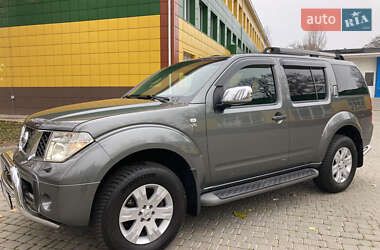 Позашляховик / Кросовер Nissan Pathfinder 2005 в Одесі