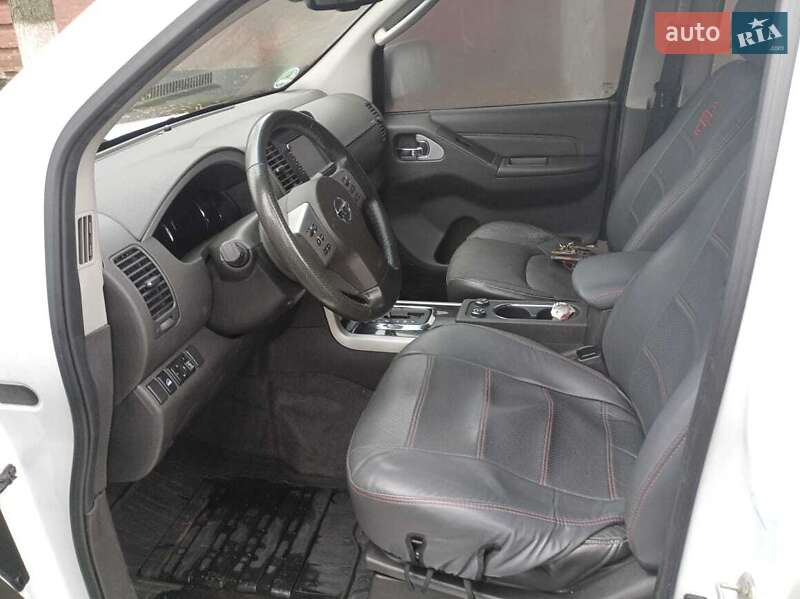 Позашляховик / Кросовер Nissan Pathfinder 2014 в Золотоноші фото 3 Позашляховик / Кросовер Nissan Pathfinder 2014 в Золотоноші