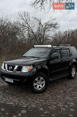 Внедорожник / Кроссовер Nissan Pathfinder 2005 в Броварах