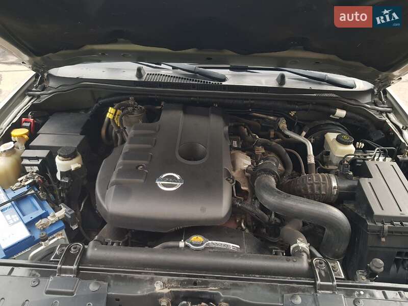 Внедорожник / Кроссовер Nissan Pathfinder 2011 в Черкассах