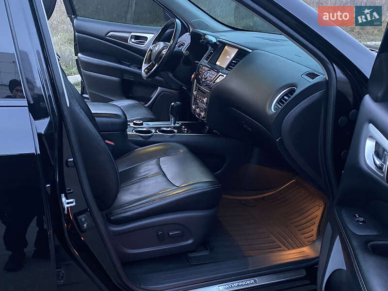 Внедорожник / Кроссовер Nissan Pathfinder 2014 в Белой Церкви