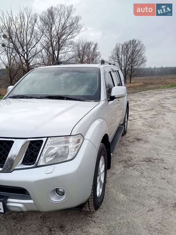 Внедорожник / Кроссовер Nissan Pathfinder 2012 в Богодухове фото 11 Внедорожник / Кроссовер Nissan Pathfinder 2012 в Богодухове