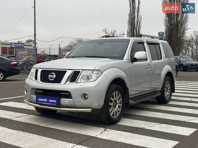 Nissan Pathfinder 2013