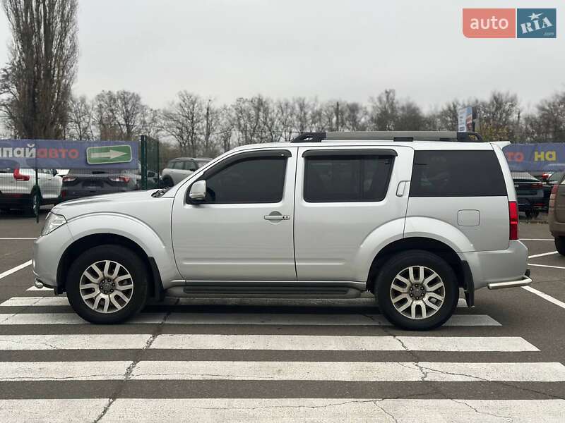 Внедорожник / Кроссовер Nissan Pathfinder 2013 в Одессе