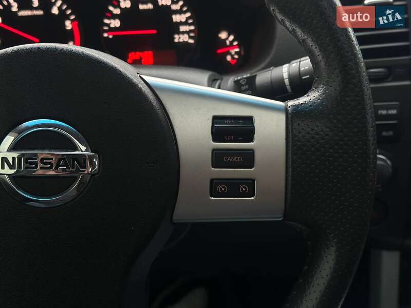 Внедорожник / Кроссовер Nissan Pathfinder 2013 в Одессе