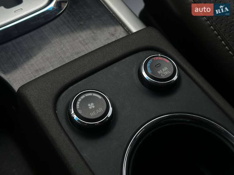 Внедорожник / Кроссовер Nissan Pathfinder 2013 в Одессе