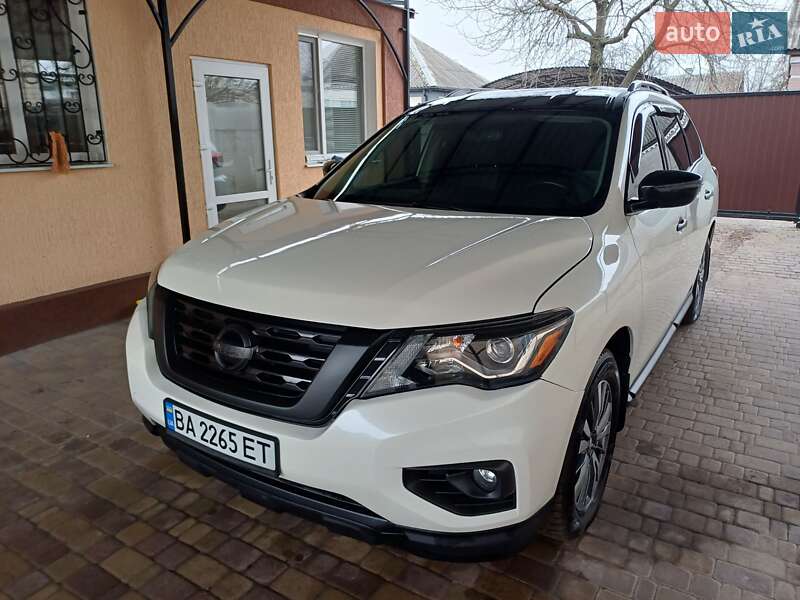 Позашляховик / Кросовер Nissan Pathfinder 2017 в Олександрії фото 6 Позашляховик / Кросовер Nissan Pathfinder 2017 в Олександрії