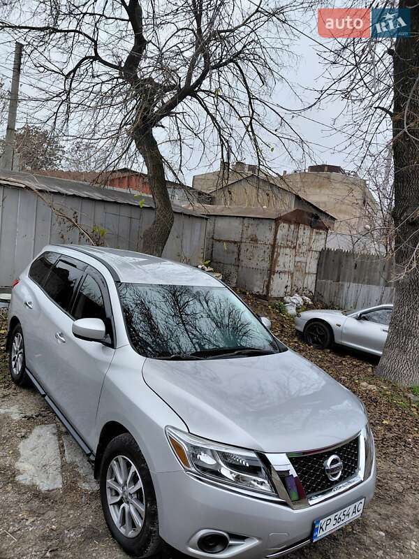 Внедорожник / Кроссовер Nissan Pathfinder 2014 в Запорожье фото 24 Внедорожник / Кроссовер Nissan Pathfinder 2014 в Запорожье
