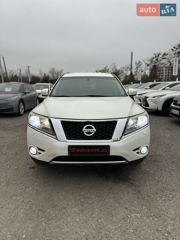 Nissan Pathfinder 2015