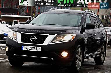 Внедорожник / Кроссовер Nissan Pathfinder 2014 в Черкассах