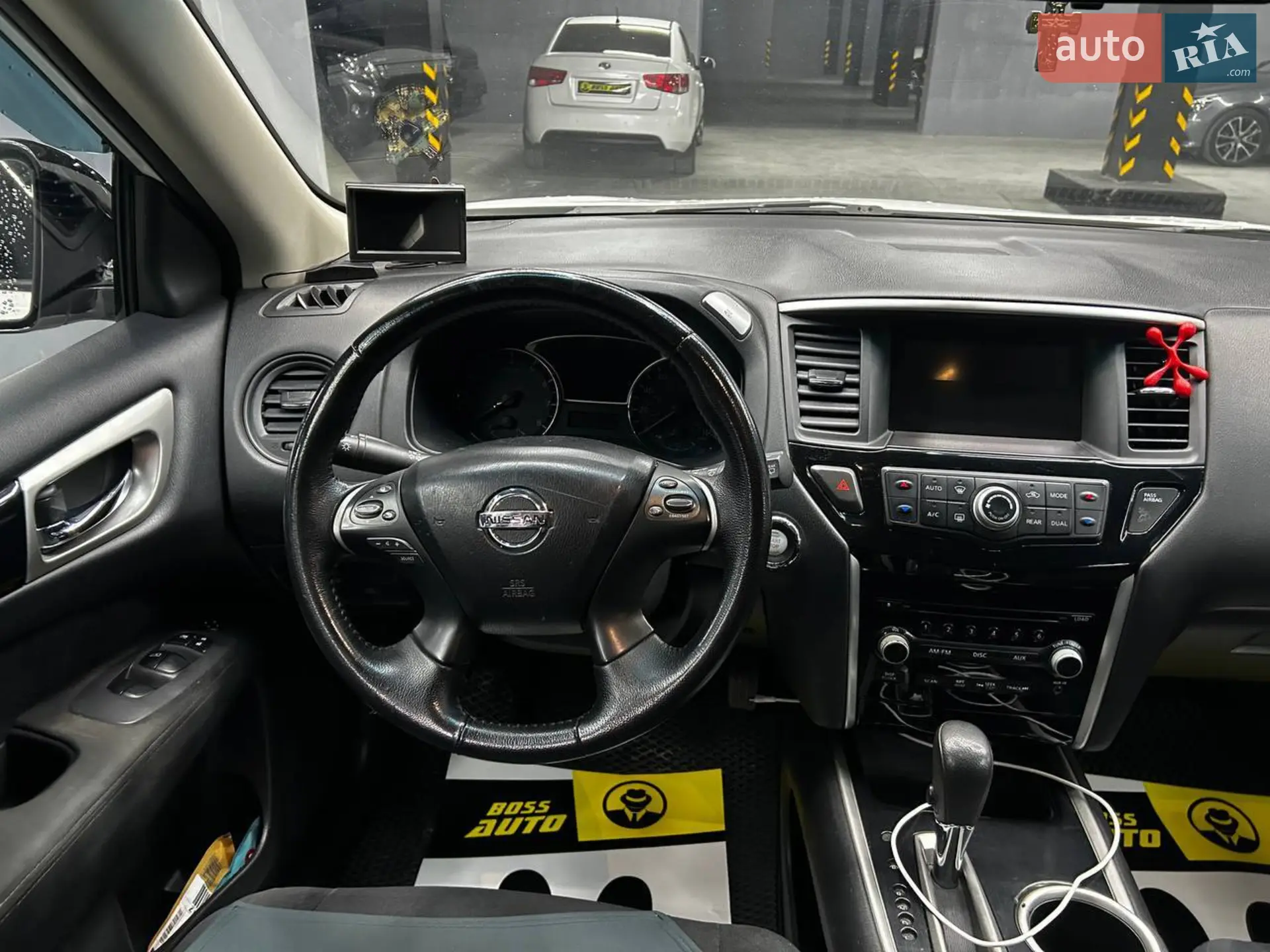 2013 Nissan Pathfinder - мініатюра 10