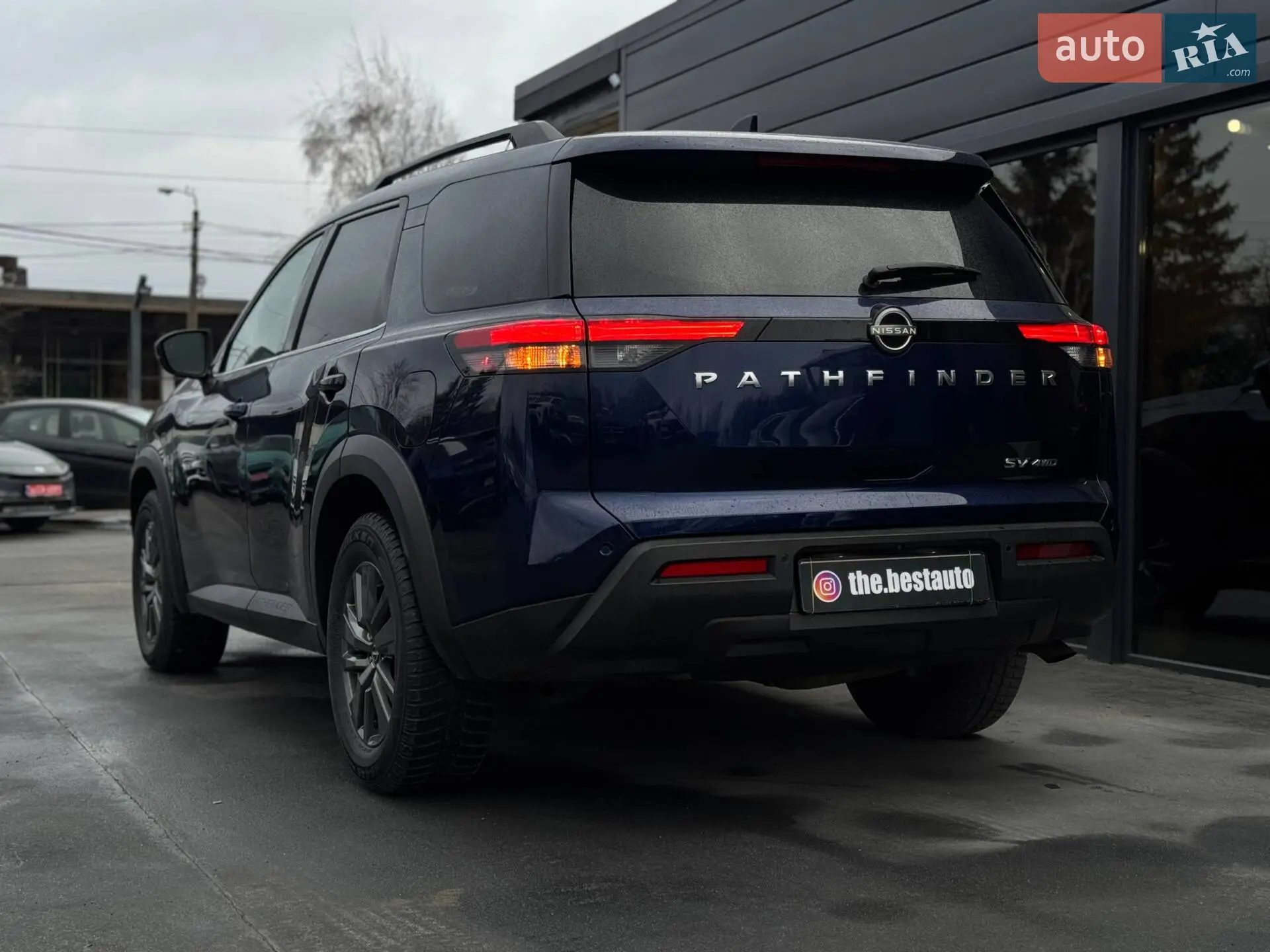 2021 Nissan Pathfinder - мініатюра 10
