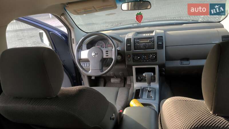 Позашляховик / Кросовер Nissan Pathfinder 2008 в Дубні
