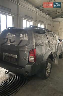 Внедорожник / Кроссовер Nissan Pathfinder 2007 в Киеве
