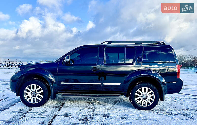 Внедорожник / Кроссовер Nissan Pathfinder 2011 в Киеве фото 2 Внедорожник / Кроссовер Nissan Pathfinder 2011 в Киеве