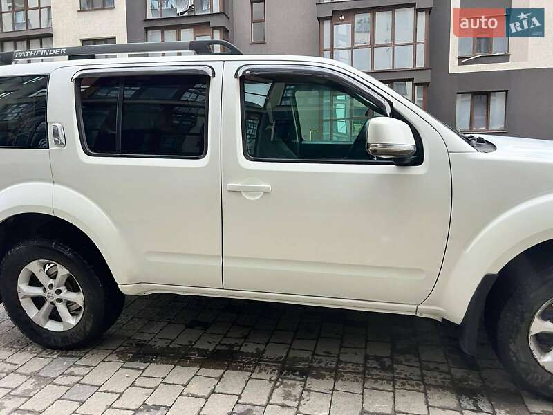 Внедорожник / Кроссовер Nissan Pathfinder 2008 в Стрые