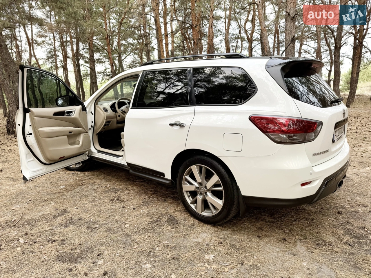 2014 Nissan Pathfinder - мініатюра 11