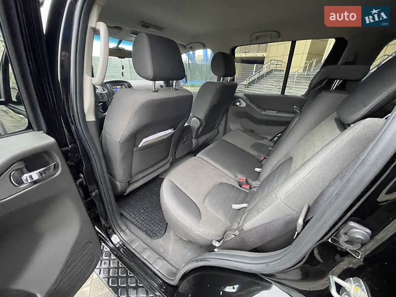 Внедорожник / Кроссовер Nissan Pathfinder 2012 в Харькове фото 45 Внедорожник / Кроссовер Nissan Pathfinder 2012 в Харькове