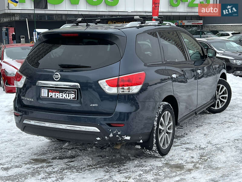 Внедорожник / Кроссовер Nissan Pathfinder 2016 в Киеве