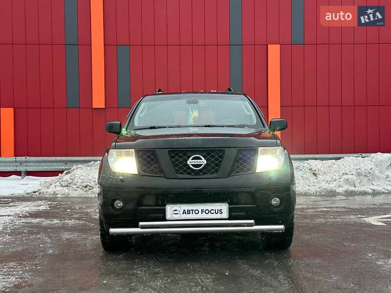 Внедорожник / Кроссовер Nissan Pathfinder 2006 в Киеве