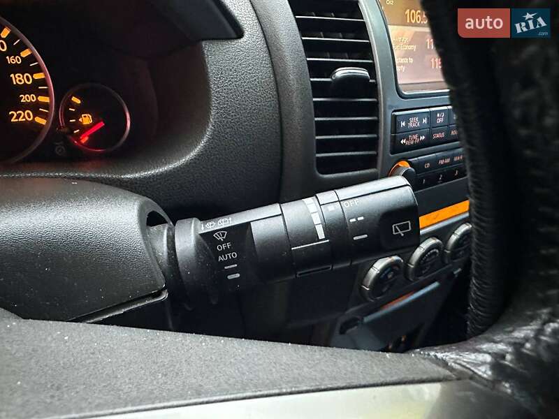 Внедорожник / Кроссовер Nissan Pathfinder 2006 в Киеве