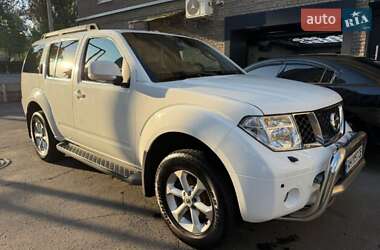 Внедорожник / Кроссовер Nissan Pathfinder 2007 в Днепре