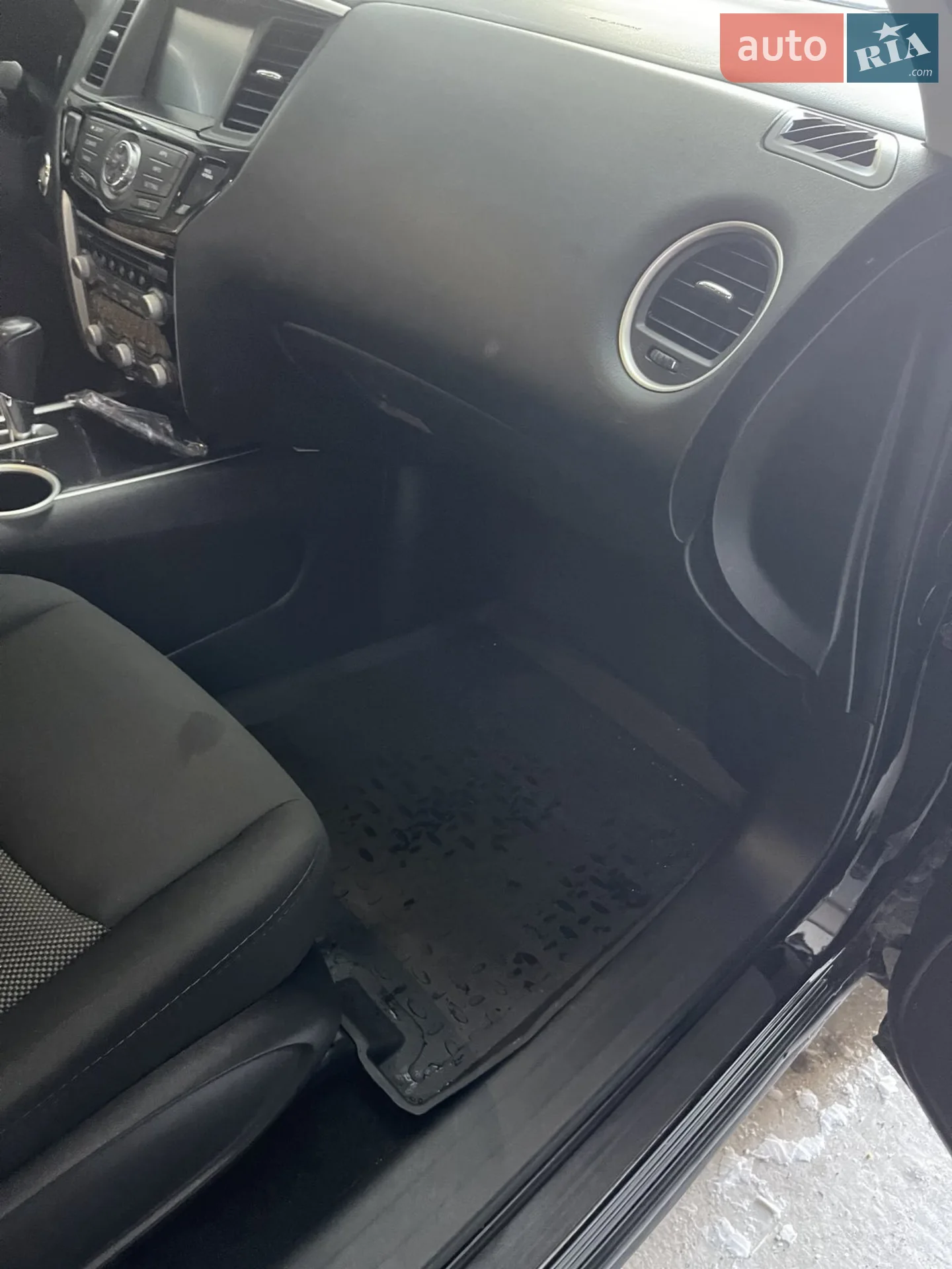 2016 Nissan Pathfinder - мініатюра 23