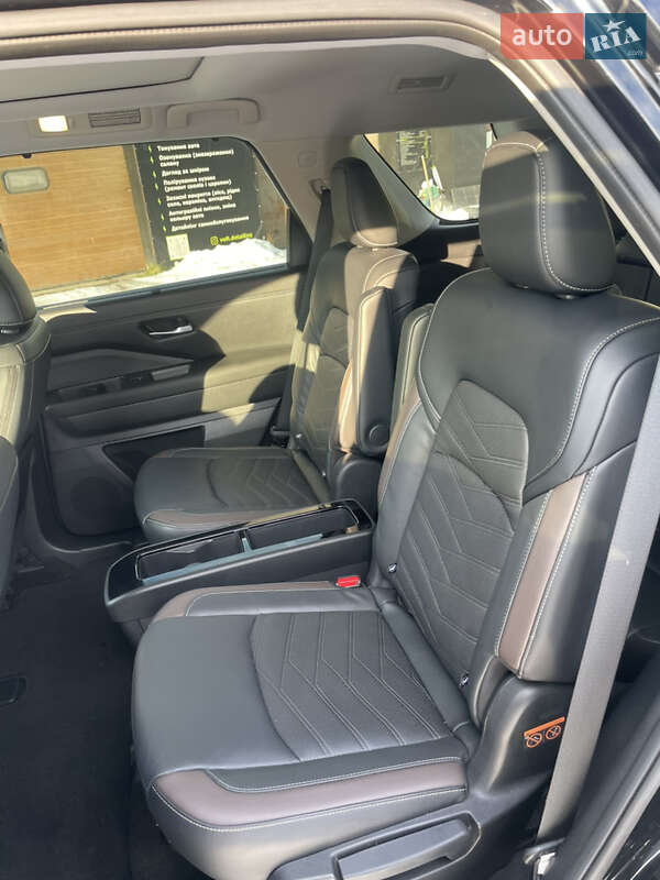 Внедорожник / Кроссовер Nissan Pathfinder 2023 в Ивано-Франковске