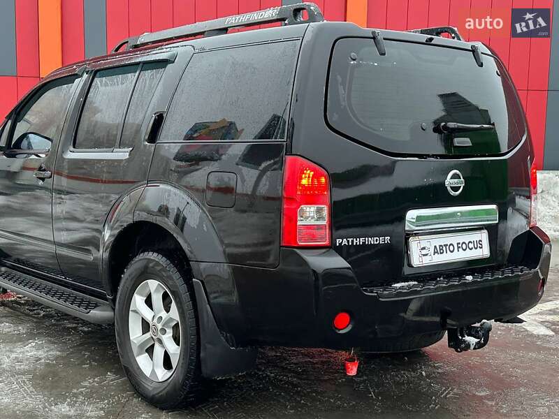 Внедорожник / Кроссовер Nissan Pathfinder 2006 в Киеве фото 6 Внедорожник / Кроссовер Nissan Pathfinder 2006 в Киеве