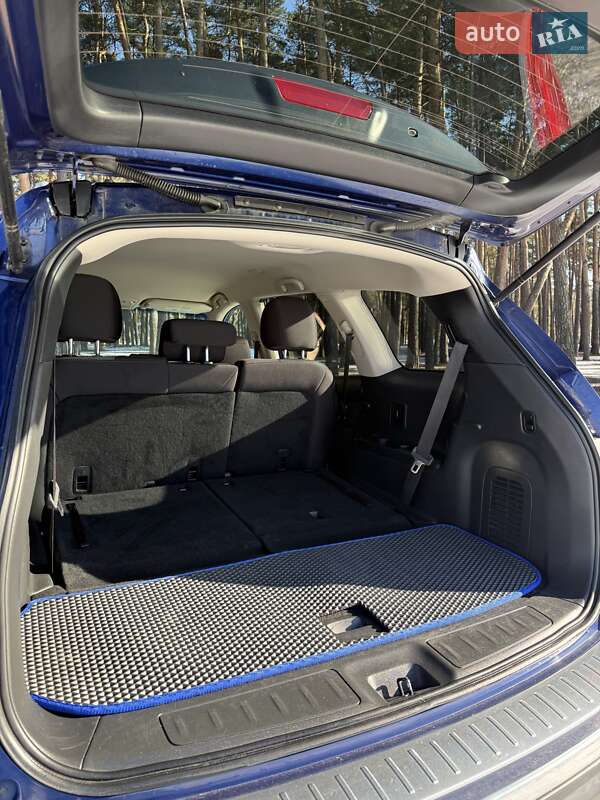 Внедорожник / Кроссовер Nissan Pathfinder 2017 в Сумах