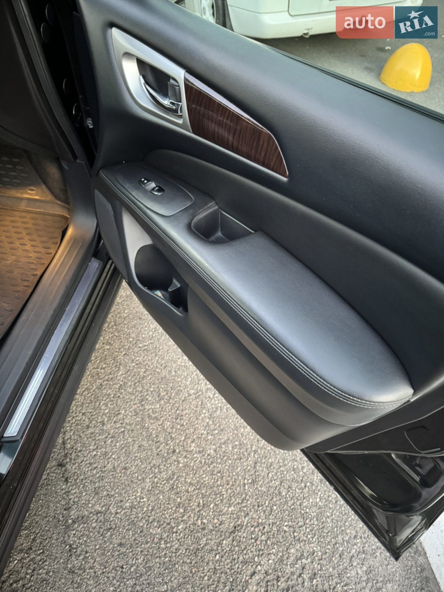 2014 Nissan Pathfinder - мініатюра 23